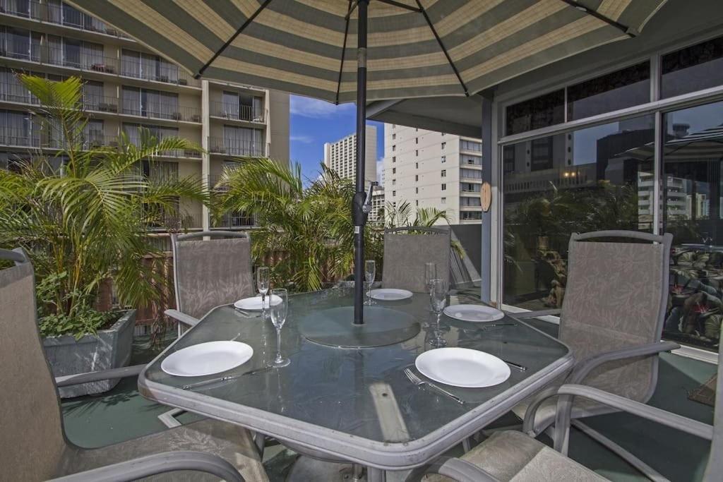 Hawaiian King Apart otel Honolulu Dış mekan fotoğraf