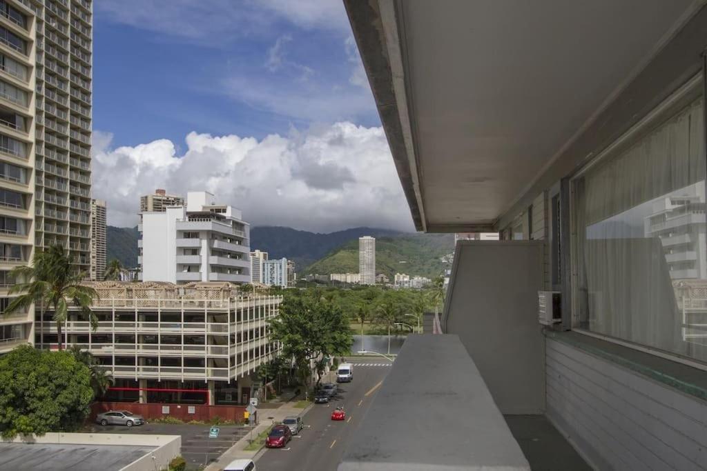 Hawaiian King Apart otel Honolulu Dış mekan fotoğraf